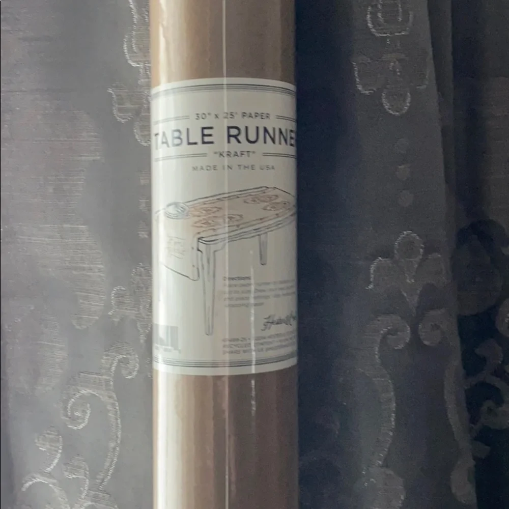 NWT HESTER & COOK Paper Table Runner Roll Paper